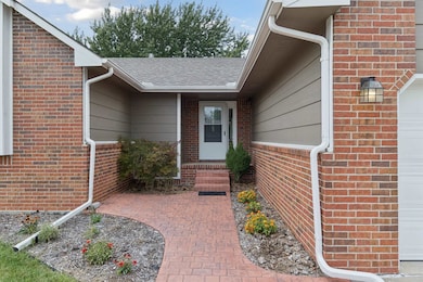 4303 N Mission Rd, Bel Aire, KS 67226 - photo 2