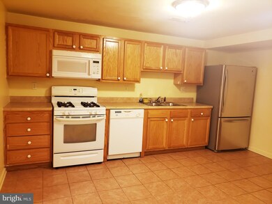 434 Burbank Ct, Halethorpe, MD 21227 - photo 2