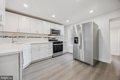 4666 Canton St, Philadelphia, PA 19127 - photo 7