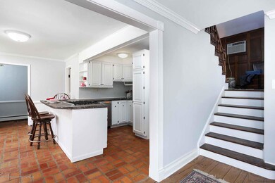 23 johnson into kitch n stairs - Copy