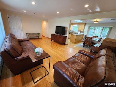 19 Ruth Ln, Demarest, NJ 07627 - photo 3