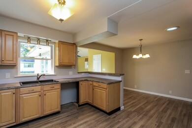 007-Kitchen-2112917-large