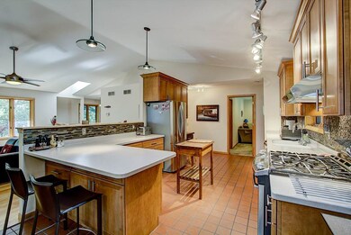 5601 Winners Cir, Fitchburg, WI 53575 - photo 5