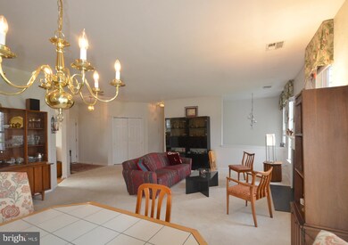 830 W Fox Hound Chase unit 429, Glen Mills, PA 19342 - photo 4