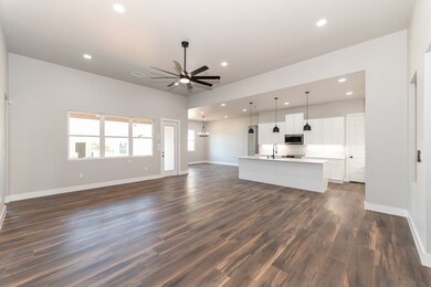 121 Madrona Ln, Fredericksburg, TX 78624 - photo 2