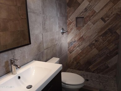 533 E Manhatton Dr, Tempe, AZ 85282 - photo 7