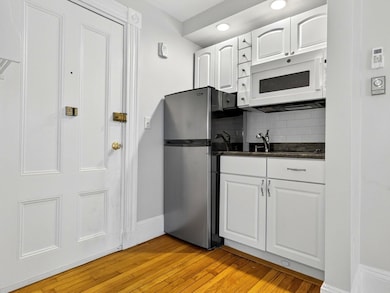 226 Newbury St unit 42, Boston, MA 02116 - photo 4