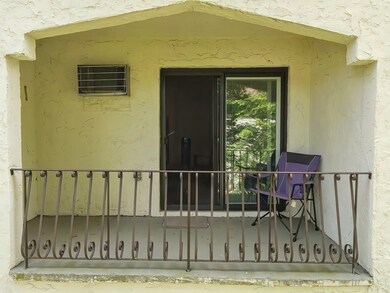 410 Fellsview Terrace unit 417, Stoneham, MA 02180 - photo 6