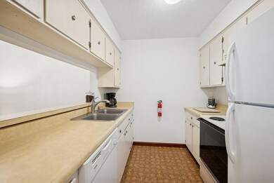 2809 E Minnehaha Pkwy unit 105, Minneapolis, MN 55417 - photo 7