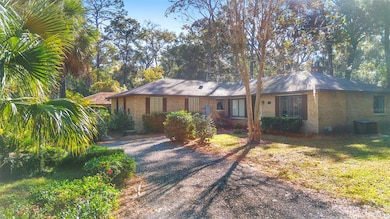 1470 Alden St, Deland, FL 32720 - photo 3