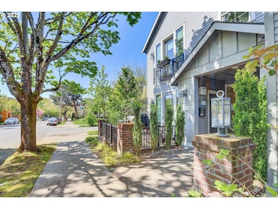 unlisted-address, Portland, OR 97214 - photo 5