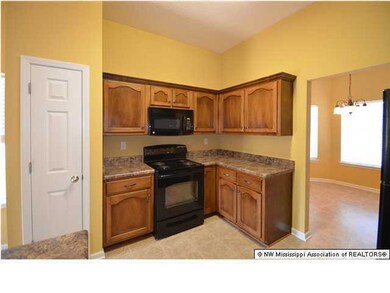 7080 Crape Myrtle Dr, Olive Branch, MS 38654 - photo 5