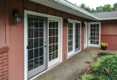 04 RE-Photos TanglewoodTr Orr