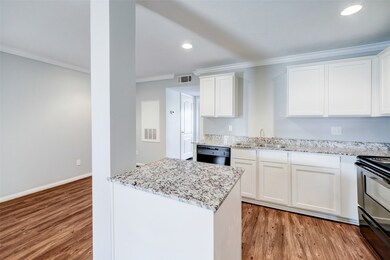 835 Heights Blvd unit 12, Houston, TX 77007 - photo 2