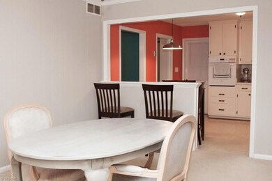 6800 Middleburg Rd, Greensboro, NC 27406 - photo 7