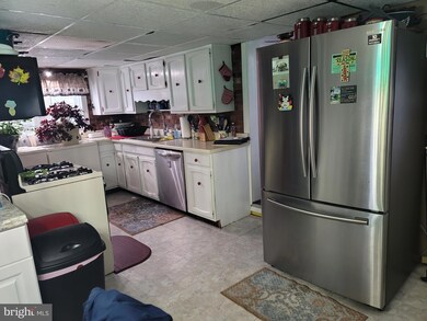 19 Garfield St, Millville, NJ 08332 - photo 5