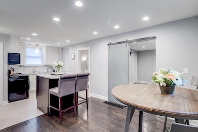 09 - 992 Palmer Road-9.jpg