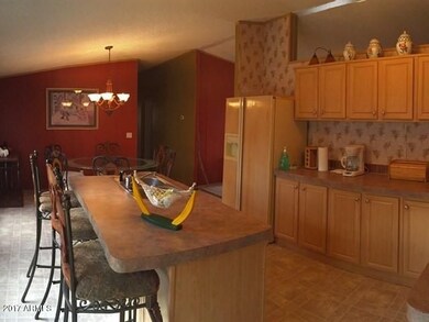 005_Kitchen