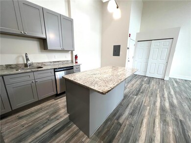 374 W Main St unit 203, Bath, PA 18014 - photo 4