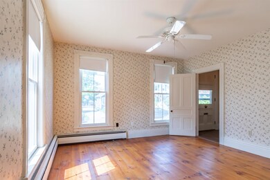 37 Spruce St, Concord, NH 03301 - photo 2
