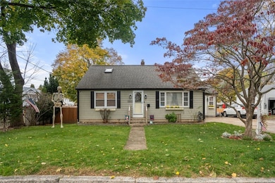 257 Orchard St, Woonsocket, RI 02895 - photo 3