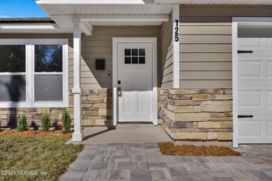 6-web-or-mls-125 W 18th_006