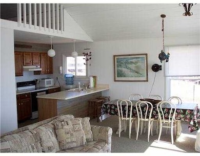 726 Charlestown Beach Rd, Charlestown, RI 02813 - photo 7