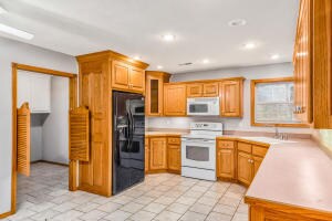 1002 Terry Ln, Harrison, AR 72601 - photo 4