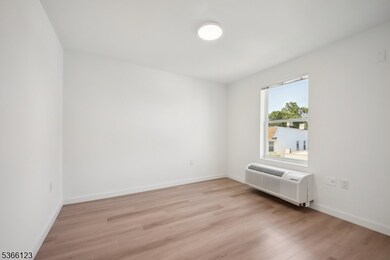 369 18th Ave unit 204, Newark, NJ 07103 - photo 7