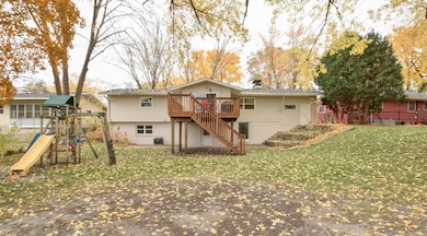 Walkout basement - deck and 2 patios