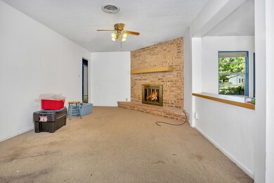 112 Crestwood Dr, Fredericksburg, TX 78624 - photo 7