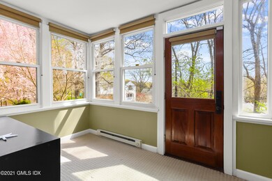 16 Chestnut St Greenwich CT-print-032-03
