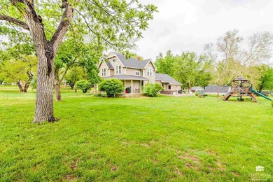 404 Main St, Maple Hill, KS 66507 - photo 5