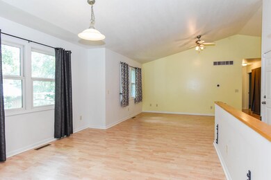 413 W Grant Street-7