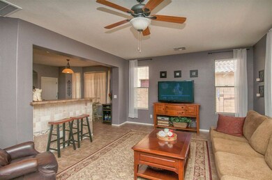 006_Living Room-Kitchen