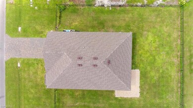 439 NE Juanita Ct, Cape Coral, FL 33909 - photo 4