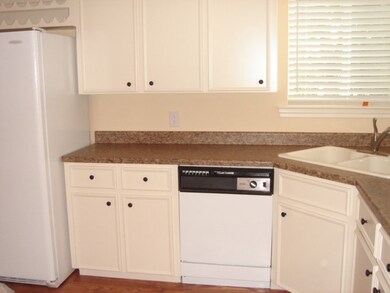 633 Harvard St, Houston, TX 77007 - photo 3