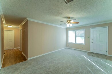 615 Brookfield Dr, Hurst, TX 76053 - photo 2