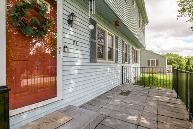 117 Woodside St, Putnam, CT 06260 - photo 2