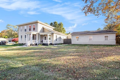 512 E Main St, Pinckney, MI 48169 - photo 3