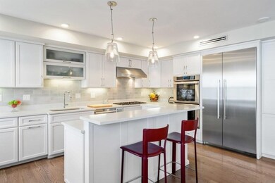 683 Hammond St unit B, Chestnut Hill, MA 02467 - photo 3