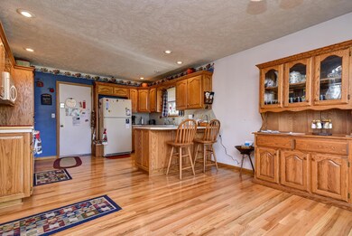 1031 Daniels St-6