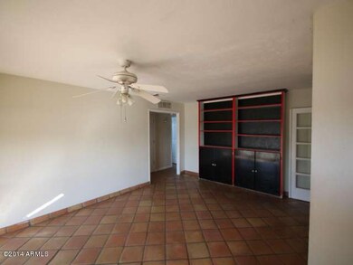 023-509596 - Living Room II