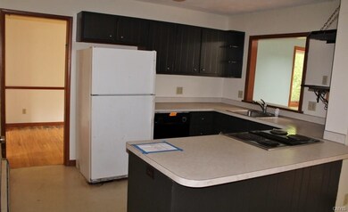 519 Dyke Rd, Chittenango, NY 13037 - photo 2