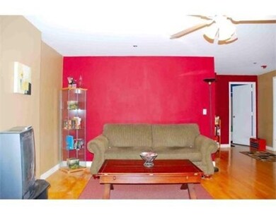 332 Jamaicaway unit 203, Jamaica Plain, MA 02130 - photo 2