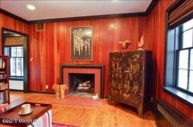 708 S Elm St, Three Oaks, MI 49128 - photo 3