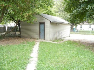 1917 N Euclid Ave, Indianapolis, IN 46218 - photo 2