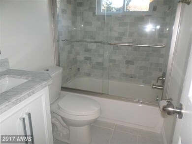 806 Larch Ave, Takoma Park, MD 20912 - photo 3