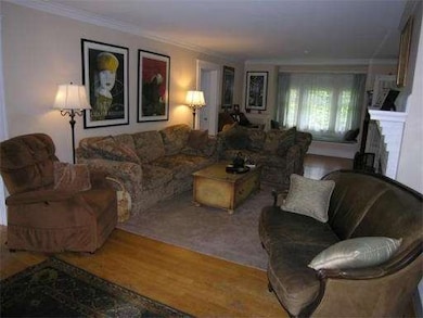 1141 Great Plain Ave, Needham, MA 02492 - photo 4