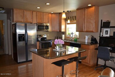 Kitchen With Stainless Appliances